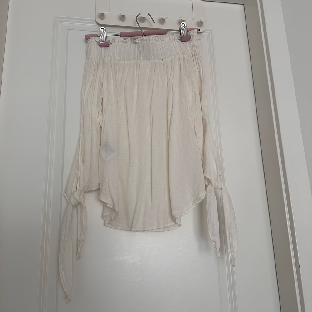 H&M Elegant Cream Off-Shoulder Women's Top Size 2